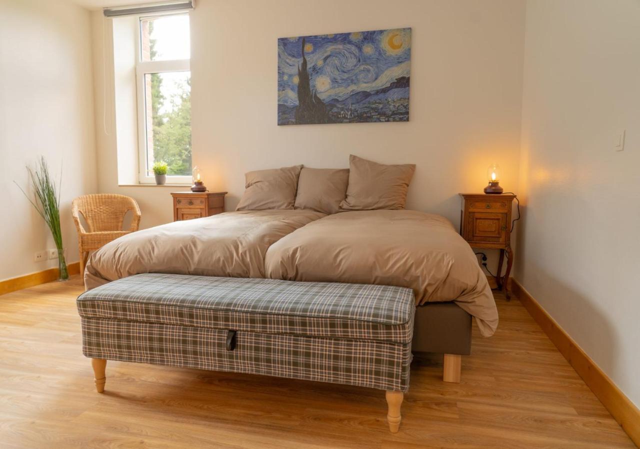 Open Source A L'Entree Du Circuit! Apartman Stavelot Kültér fotó