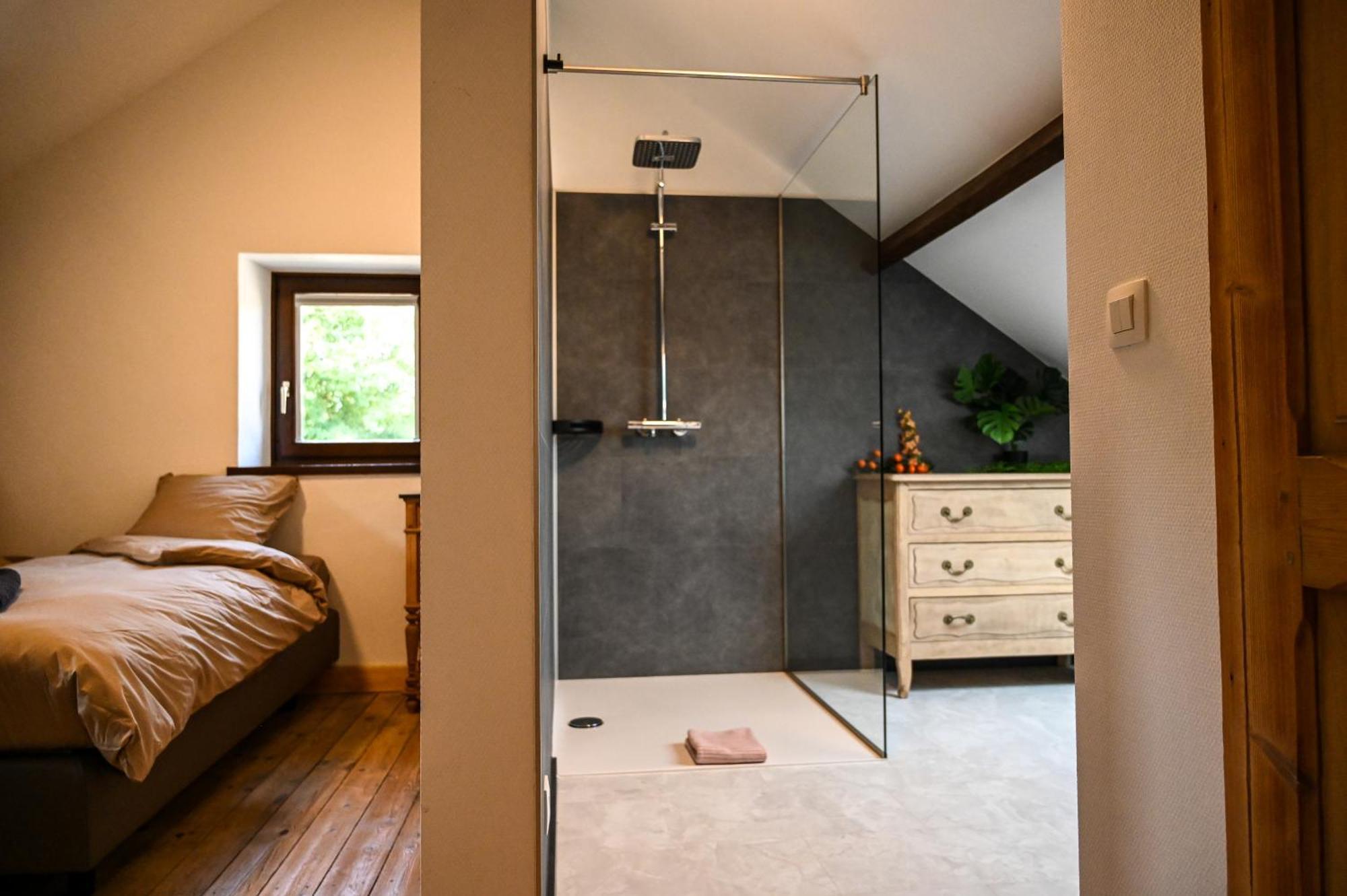 Open Source A L'Entree Du Circuit! Apartman Stavelot Szoba fotó