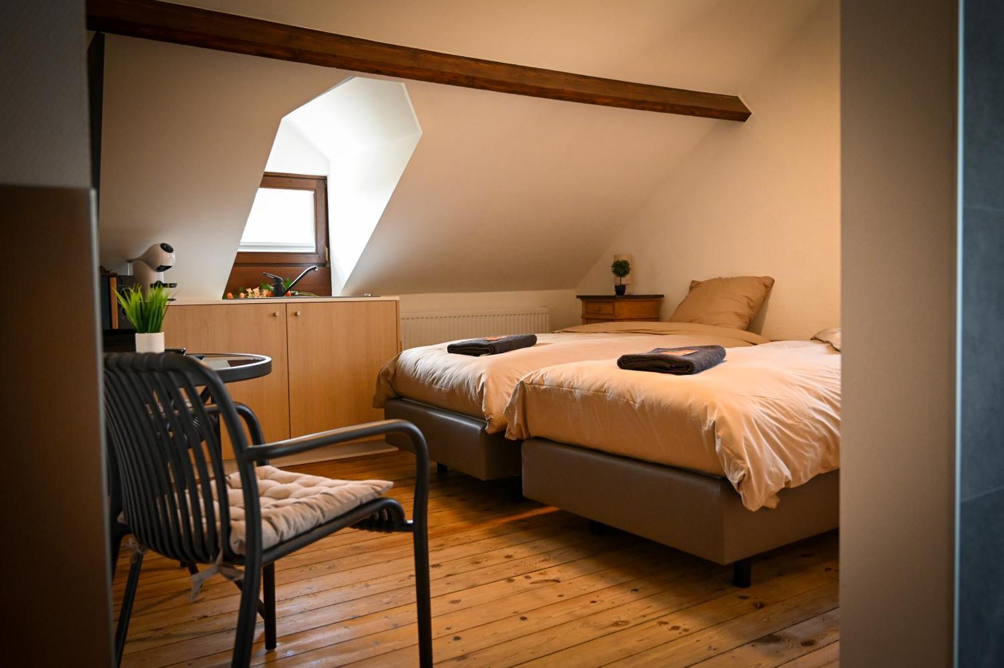 Open Source A L'Entree Du Circuit! Apartman Stavelot Szoba fotó