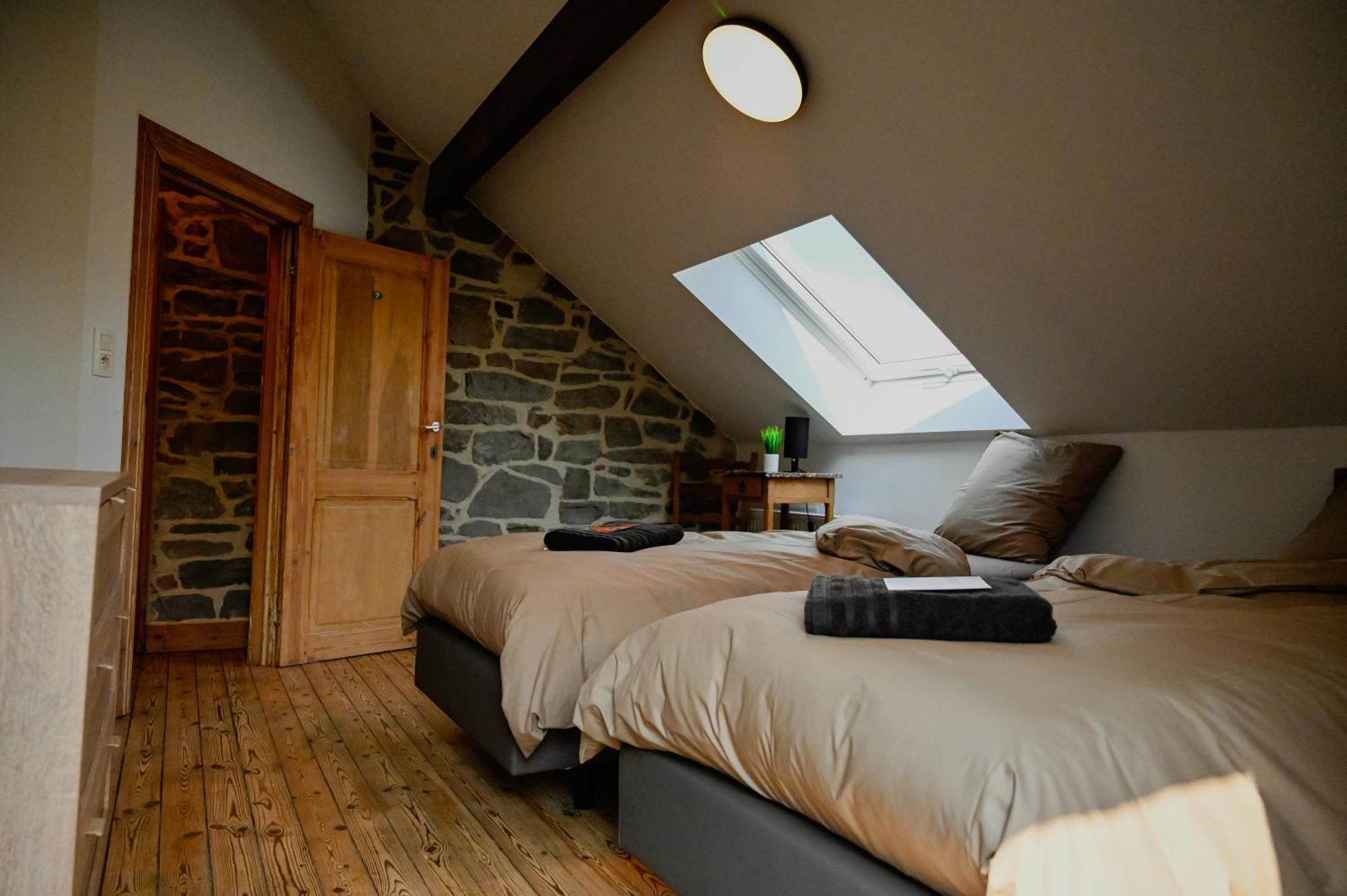 Open Source A L'Entree Du Circuit! Apartman Stavelot Szoba fotó