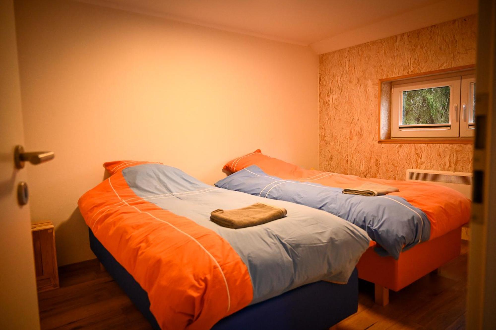 Open Source A L'Entree Du Circuit! Apartman Stavelot Szoba fotó