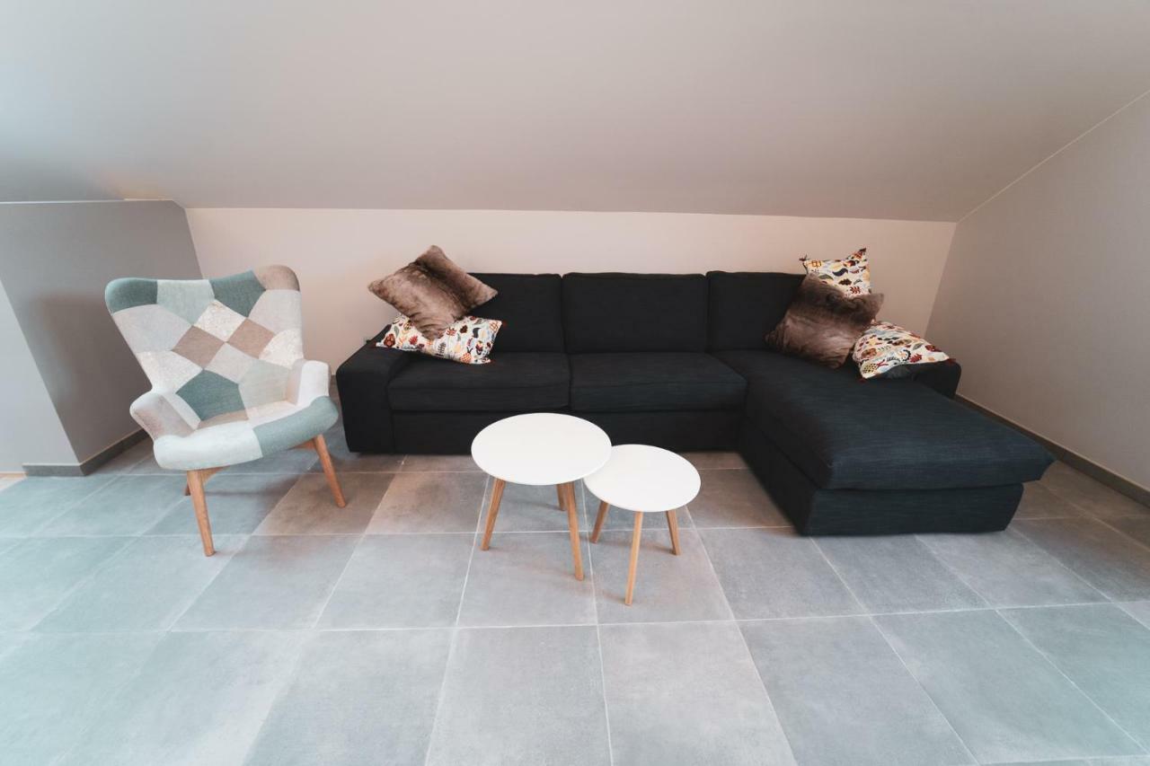 Open Source A L'Entree Du Circuit! Apartman Stavelot Kültér fotó